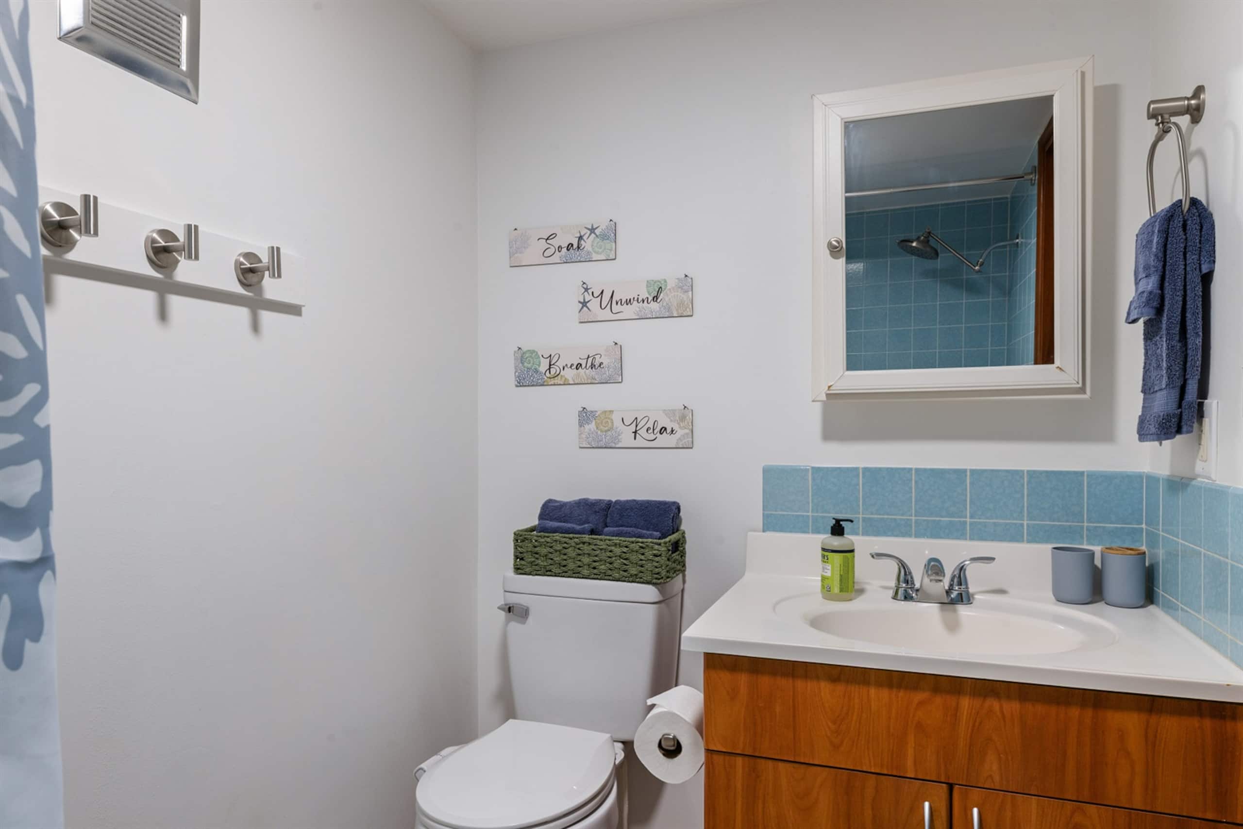 Guesthouse in Kahuku · ★4.95 · 6 bedrooms · 10 beds · 5 baths - Image 36
