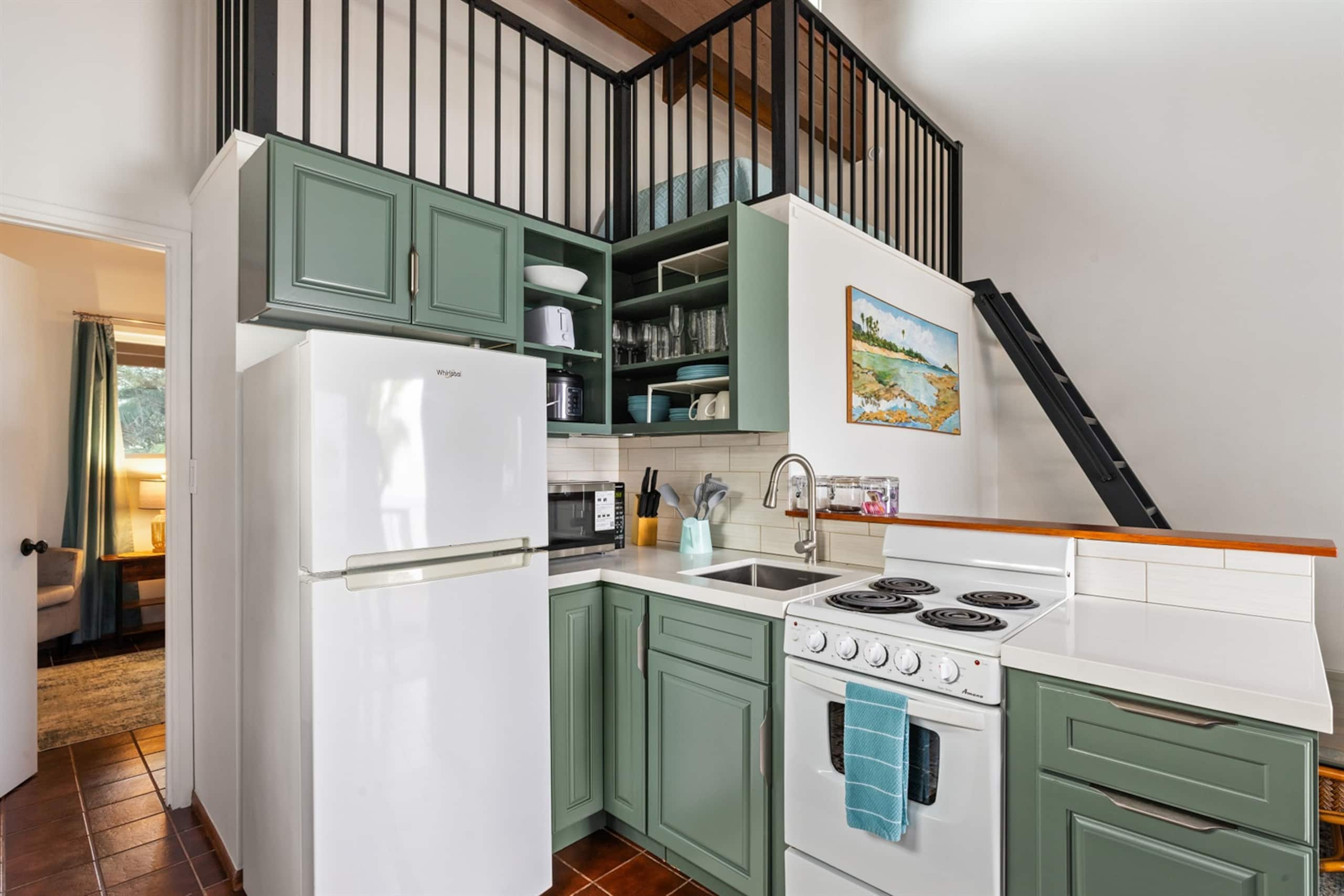 Guesthouse in Kahuku · ★4.95 · 6 bedrooms · 10 beds · 5 baths - Image 33