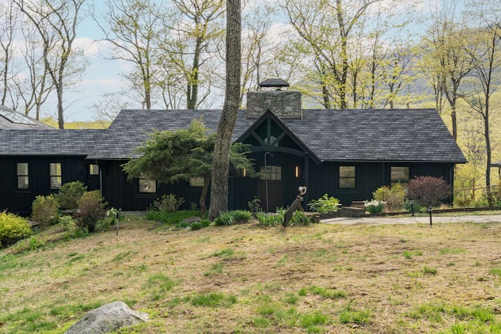 Home Sweet Hudson managed Airbnb listing 3