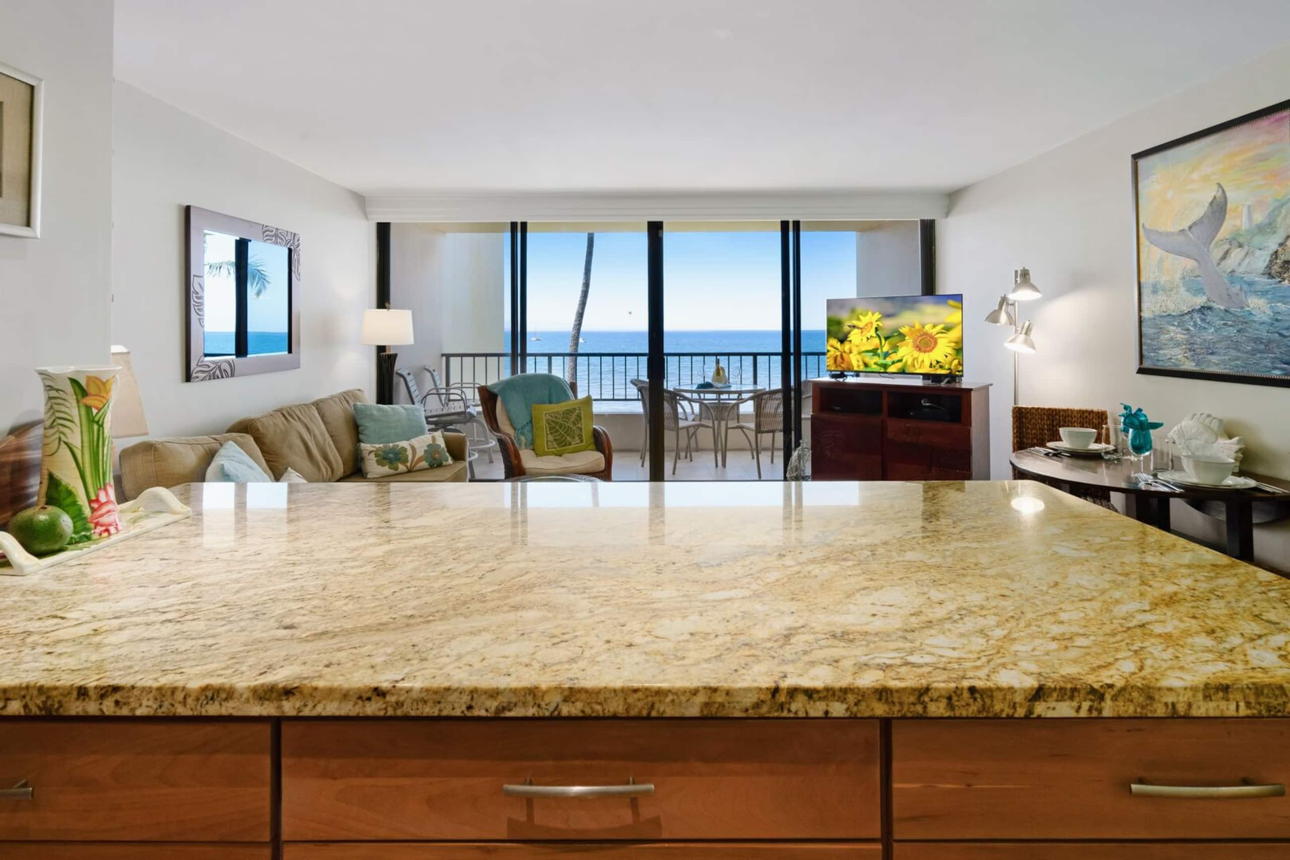 Beach Views overlooking miles of Sandy Beach - Image 28