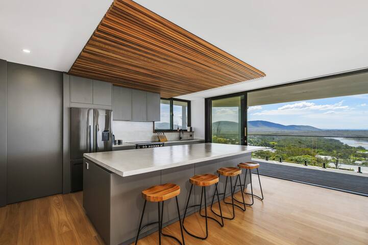 La Mer, 19 Dulconghi Street gallery image 5