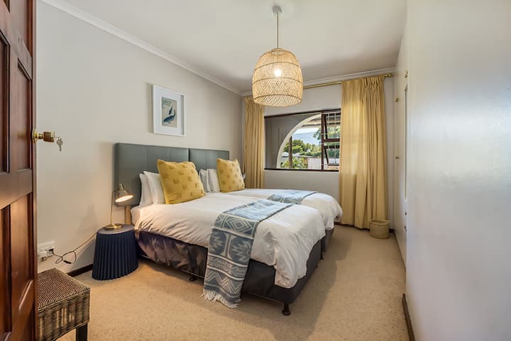 ห้องนอน 2 เตียงคู่