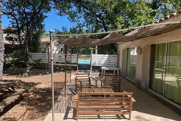 Maison à Velleron Avec Jardin Et Piscine - L'Isle-sur-la-Sorgue