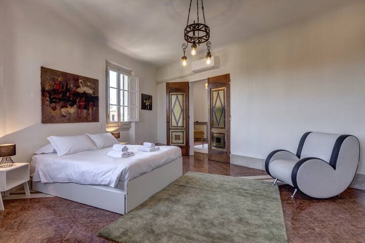 Palestro Apartment by Mamo Florence gallery image 2