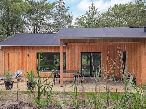 8 person holiday home in ålbæk