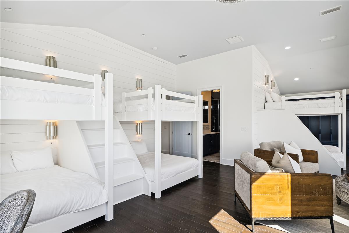 Habitación con literas en el 4.º piso - ¡Capacidad para 12 personas!