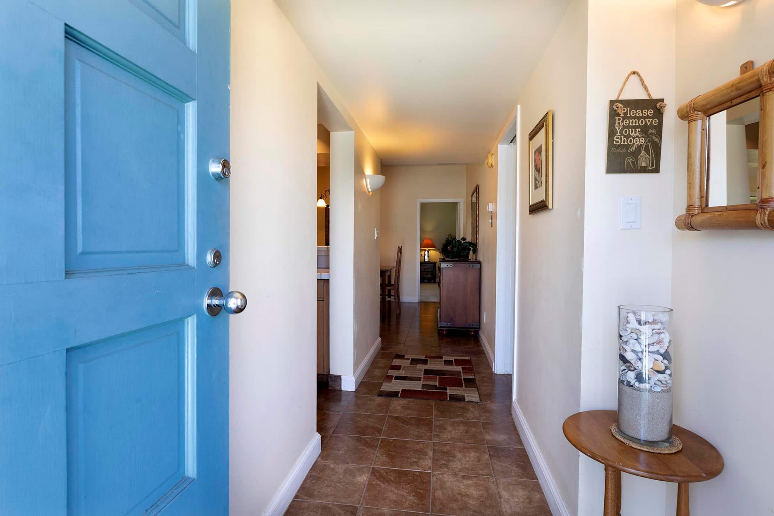 Top Floor Condo, Large Lanai with Views, Pool - Photo 11