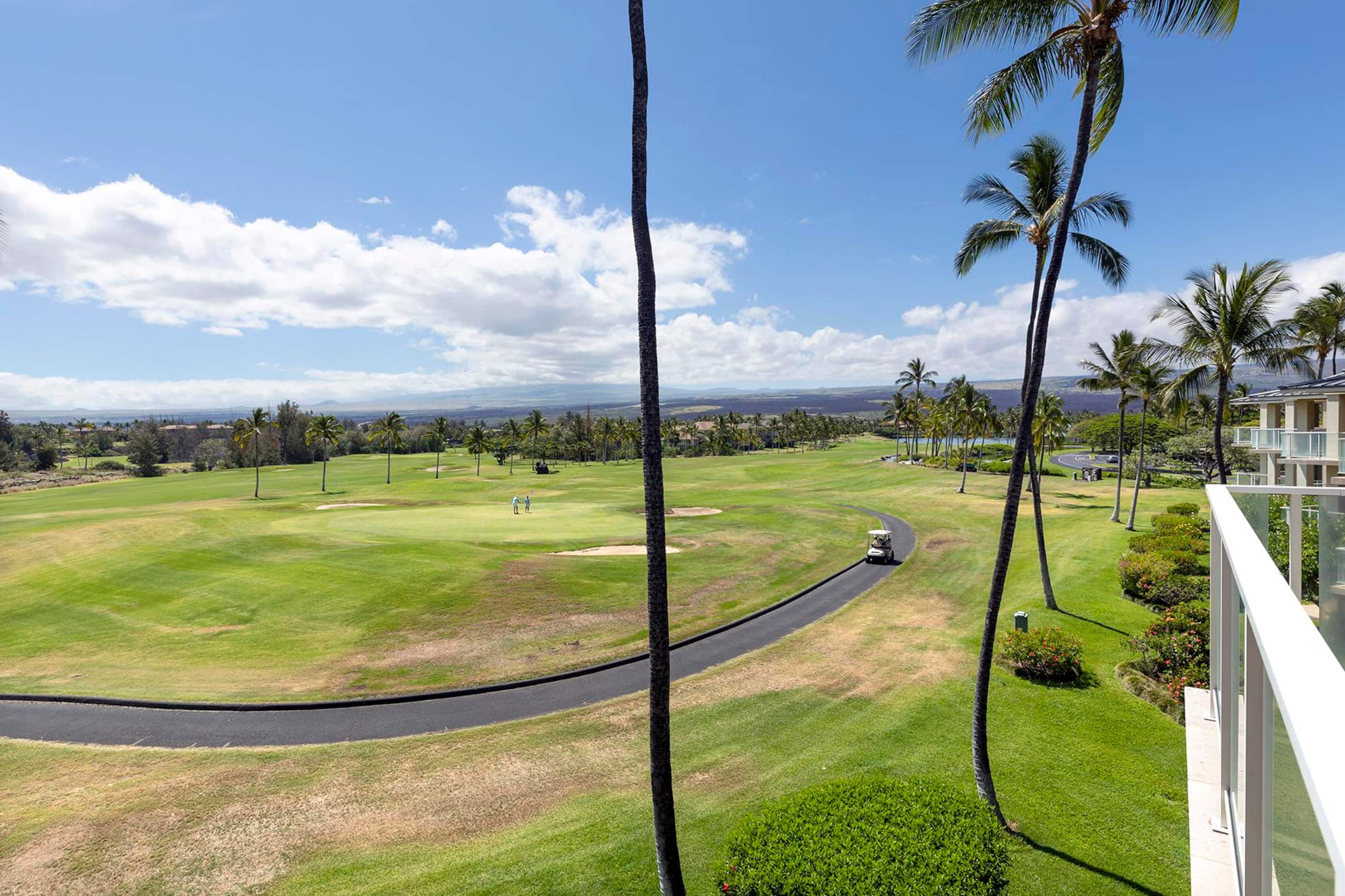 Top Floor Condo, Large Lanai with Views, Pool - Photo 36