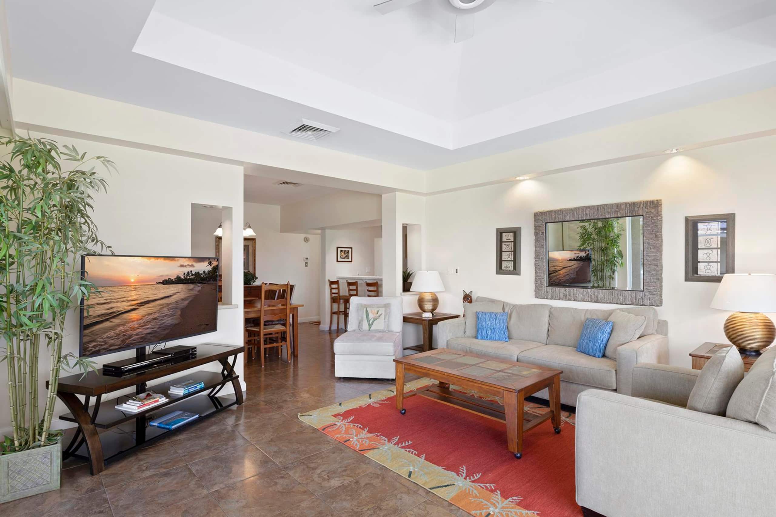 Top Floor Condo, Large Lanai with Views, Pool - Photo 20