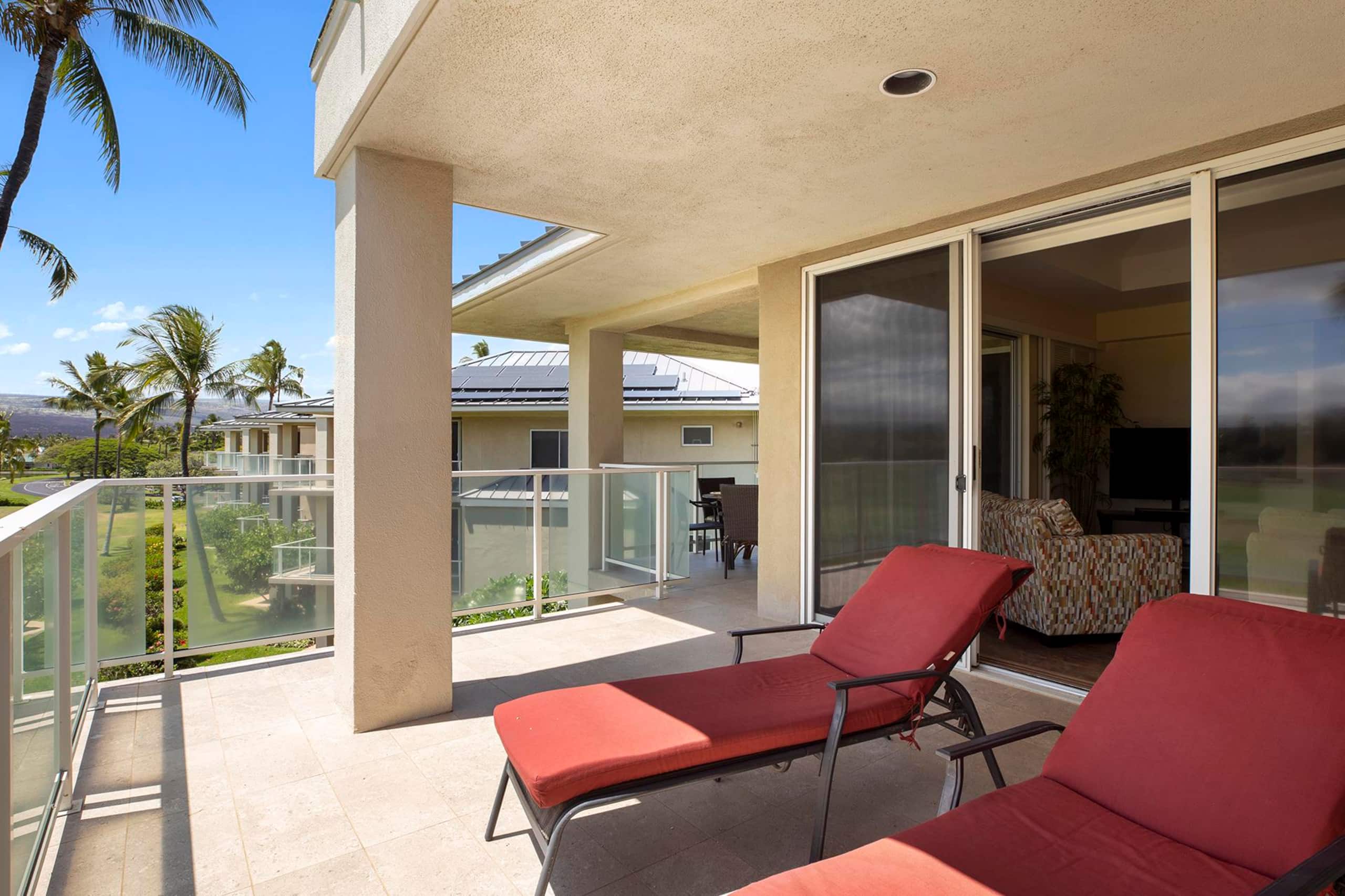 Top Floor Condo, Large Lanai with Views, Pool - Photo 31
