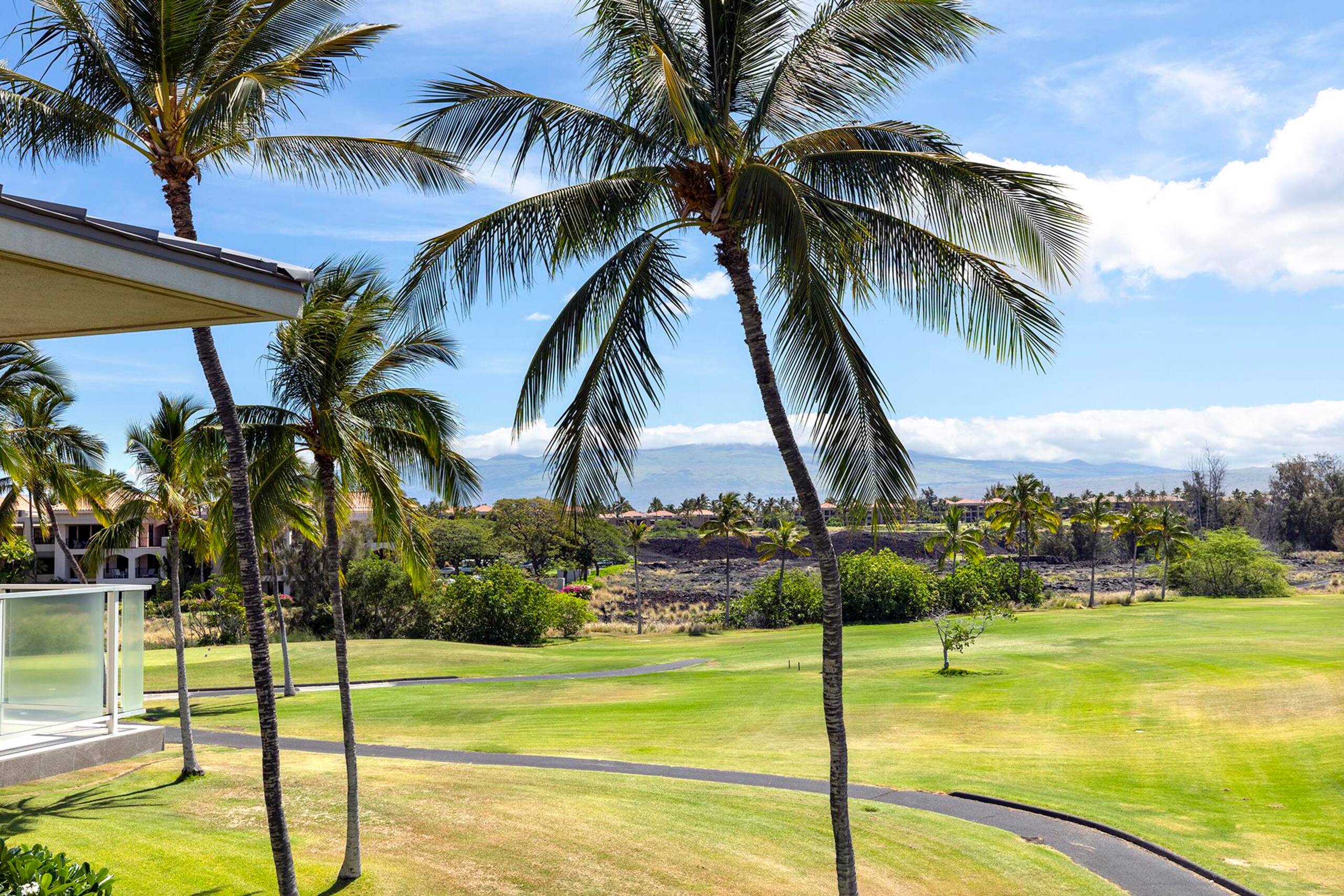Top Floor Condo, Large Lanai with Views, Pool - Photo 30