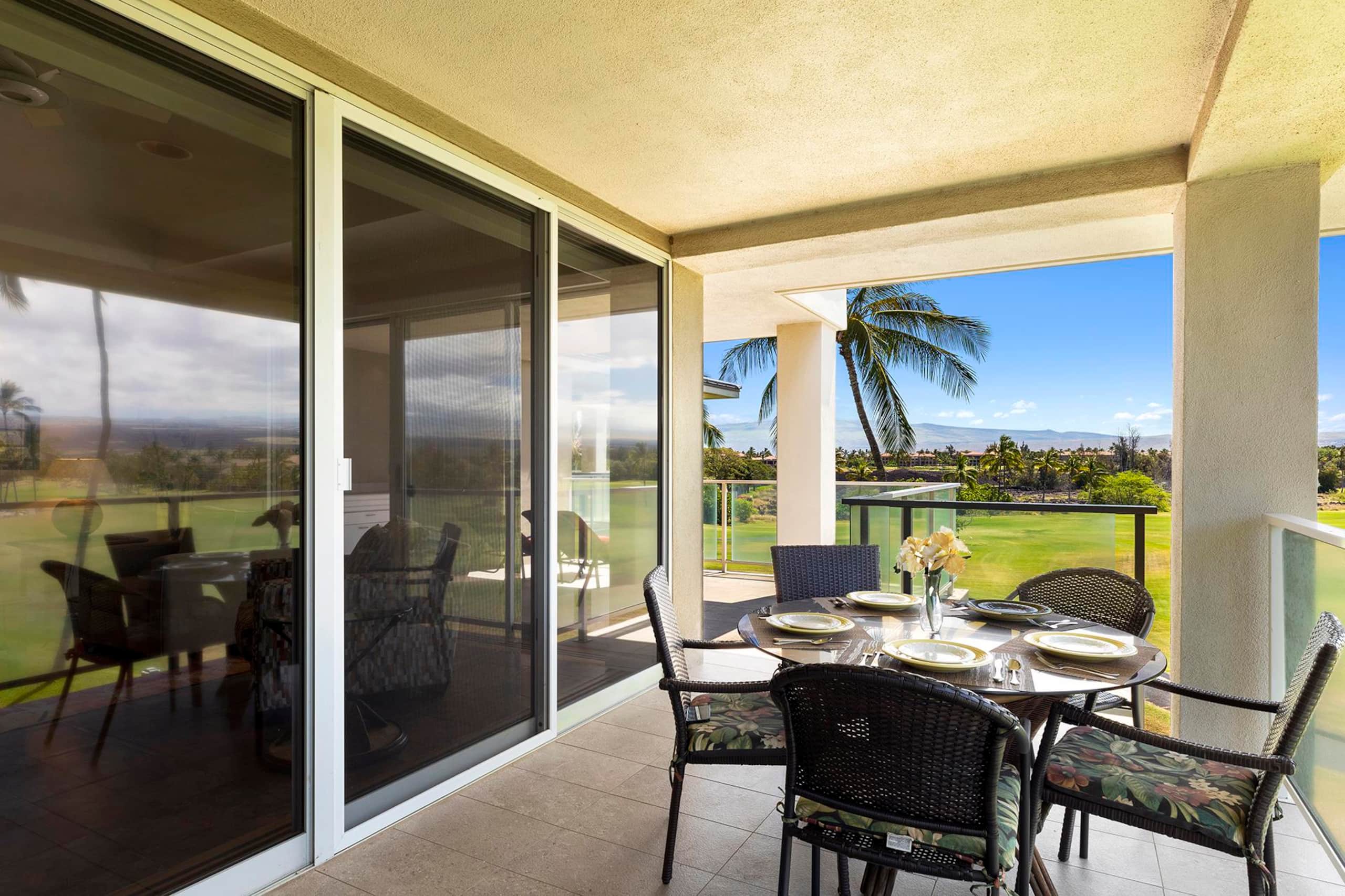 Top Floor Condo, Large Lanai with Views, Pool - Photo 2