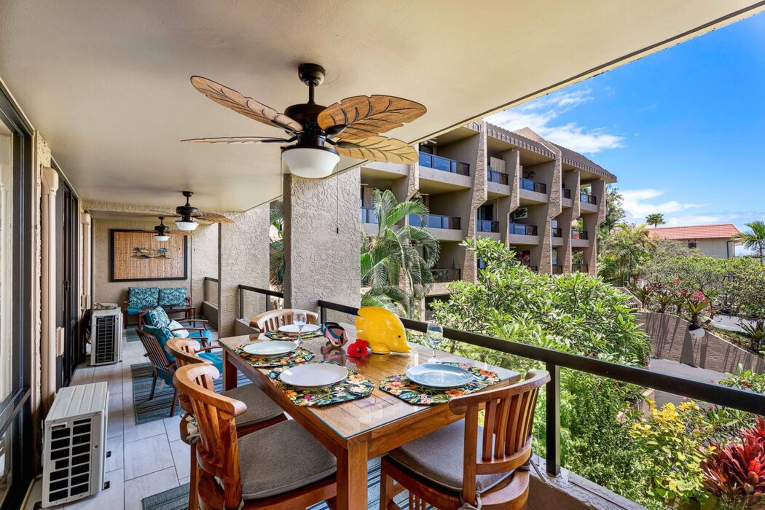 Condo in Kailua-Kona · ★4.89 · 2 bedrooms · 3 beds · 3 baths - Image 3