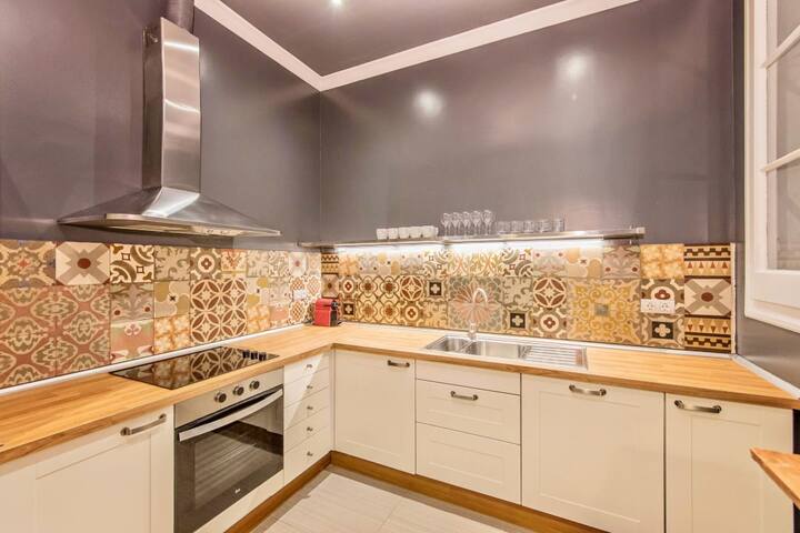 Sweett | Sepulveda Principal C gallery image 3