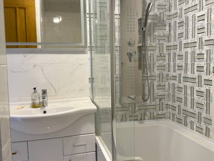 Appartement-de Luxe-salle De Bain Privée-vue Mer - Felixstowe