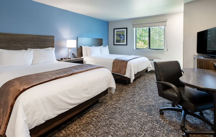 Restful Room With Kitchen Near Oaks Amusement Park - Gresham, OR