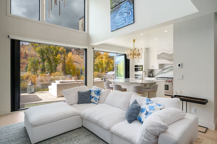 Four Seasons Steamboat managed Airbnb listing 1
