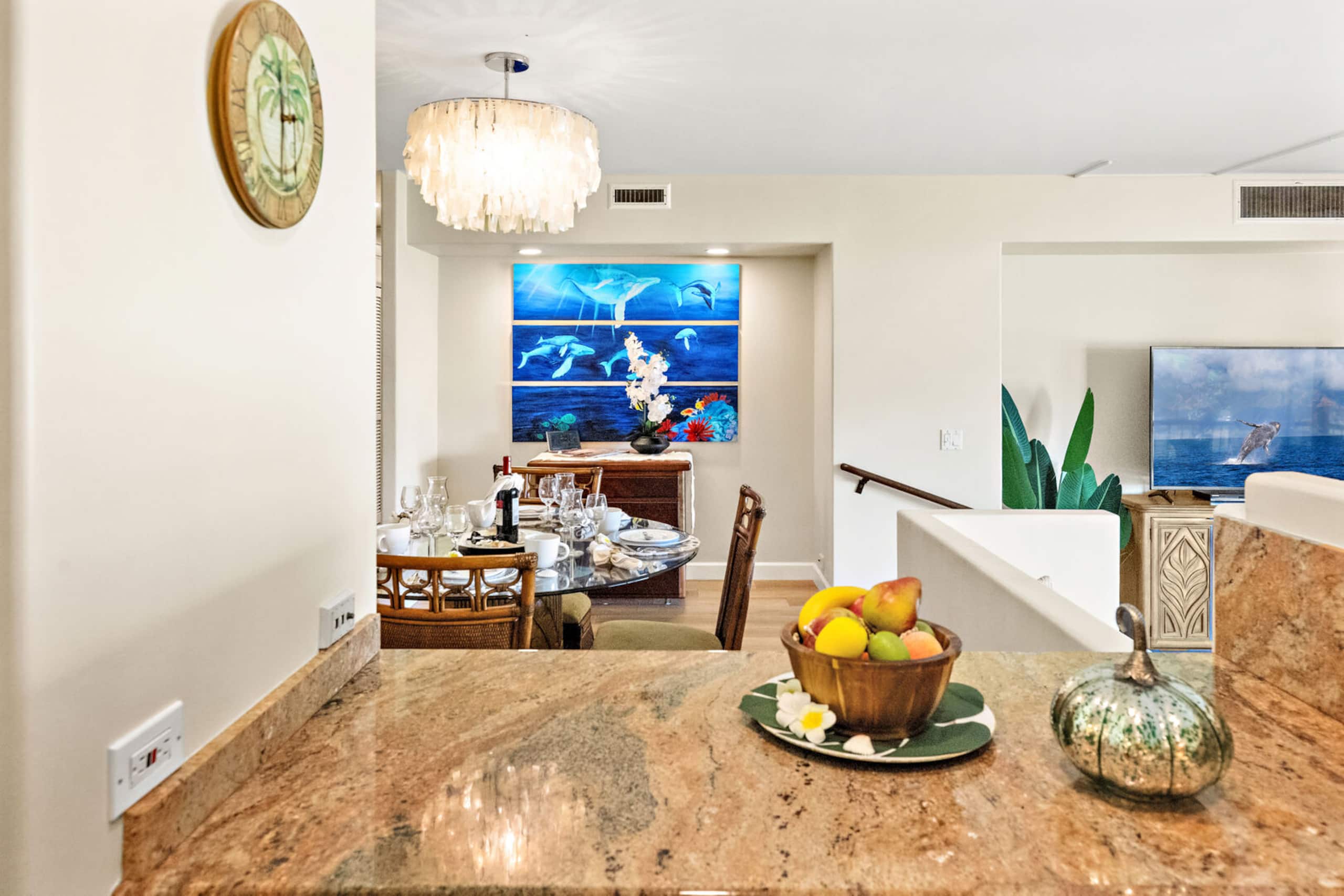 Condo in Lahaina · ★4.86 · 2 bedrooms · 3 beds · 2 private baths - Image 14