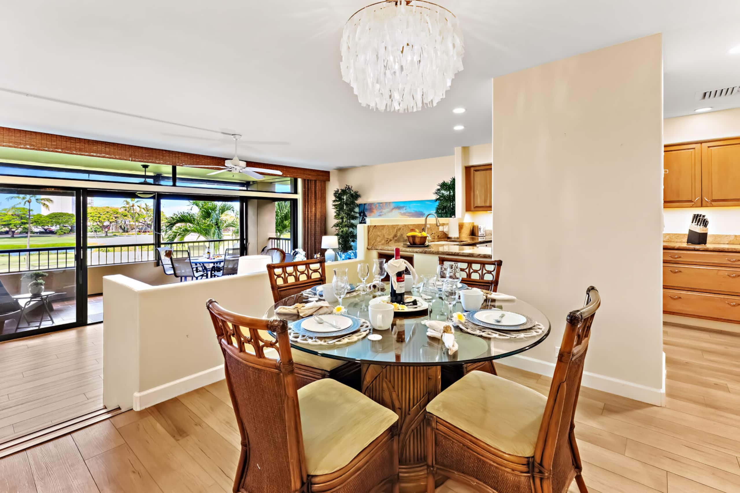 Condo in Lahaina · ★4.86 · 2 bedrooms · 3 beds · 2 private baths - Image 15