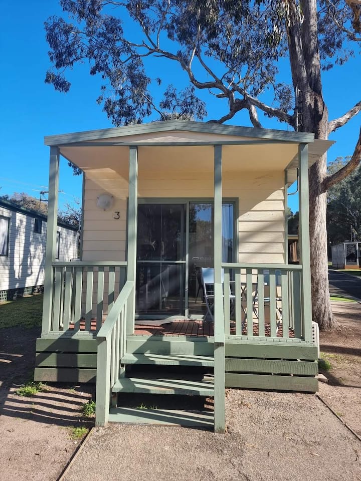 Swan Cabin - Bairnsdale