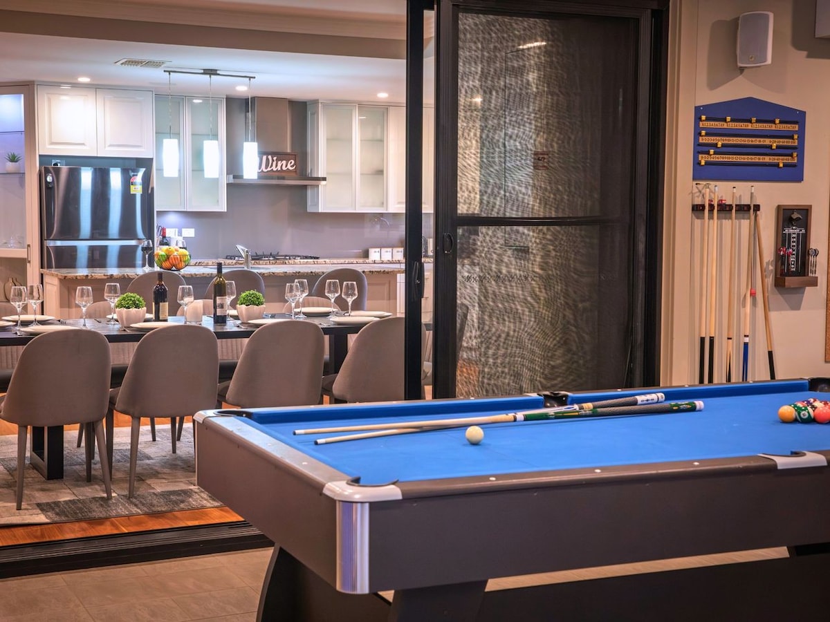 Luxury Estate Hunter Manor Minutes to Wineries - Casas en alquiler en  Nulkaba, Nueva Gales del Sur, Australia - Airbnb, image size:1200x900