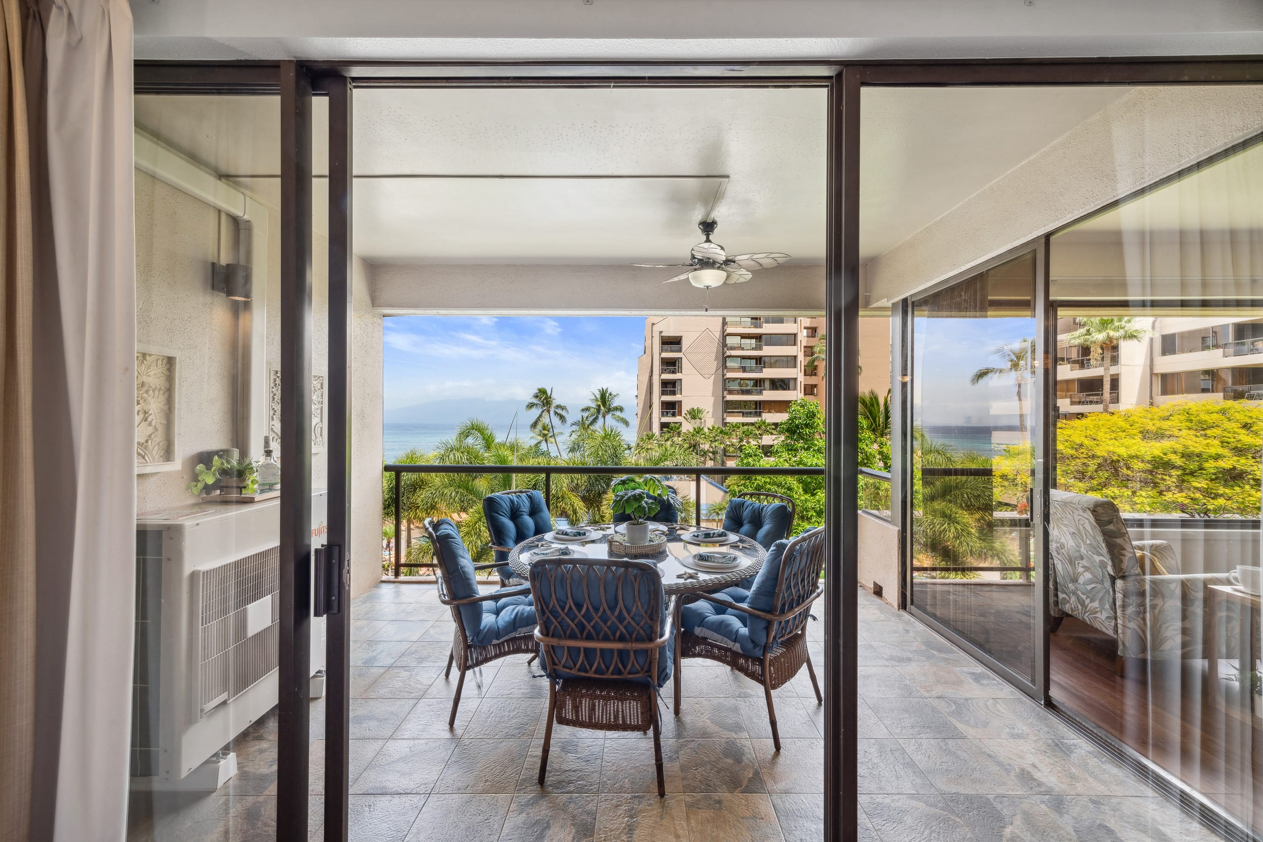 Condo in Lahaina · ★4.86 · 2 bedrooms · 3 beds · 2 baths - Image 32