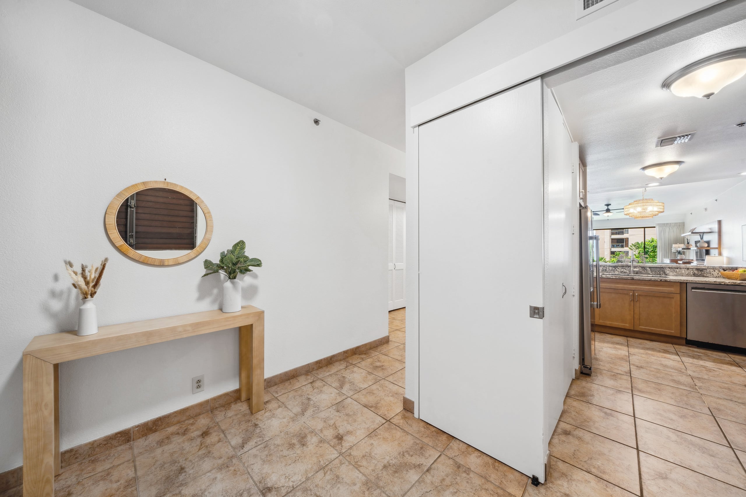 Condo in Lahaina · ★4.86 · 2 bedrooms · 3 beds · 2 baths - Image 12