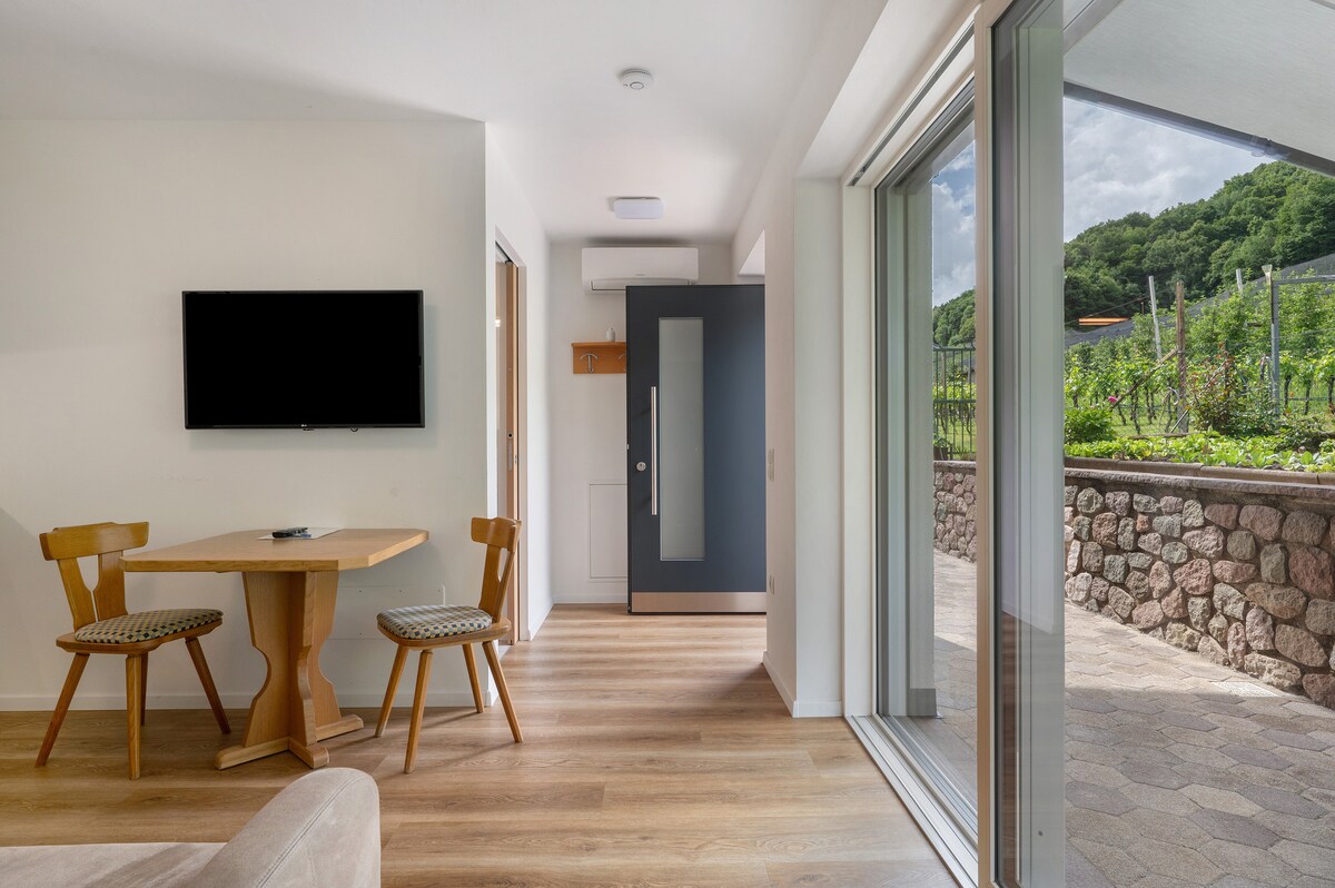 Curated visual reference: Apartment With Garden Views For Rent Reference: Haus Stolz Apartment Garden View Apartments For Rent In Unterrain
