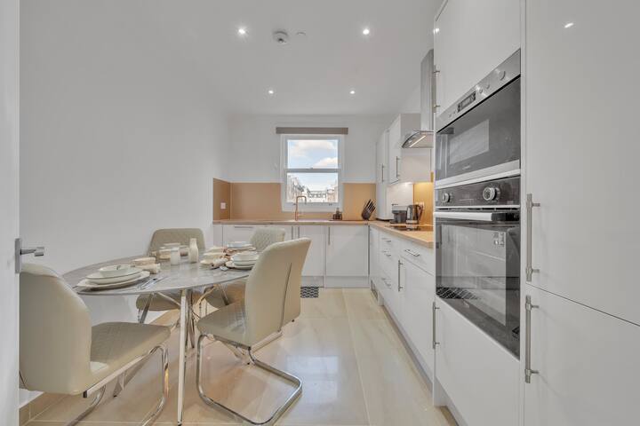 Charming 3B Apartment in Paddington Station gallery image 3