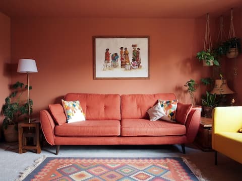 Spacious Family-Friendly Home with Garden & Office