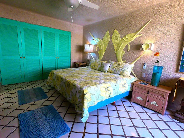 חלומות מתוקים עשויים מזה. 