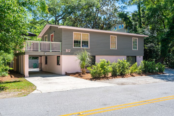 Pet Friendly Folly Vacation Three Bedroom Home 317 - Folly Beach, SC