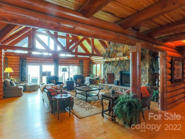 Mountain Air Country Club managed Airbnb listing 1