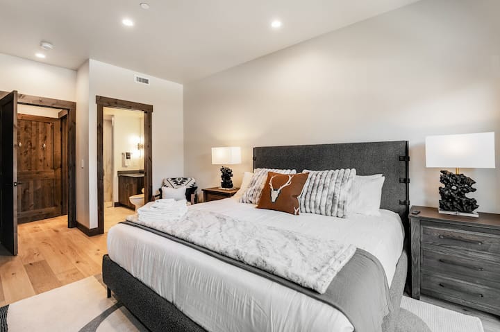 Chambre principale | Lit King Size | Niveau principal