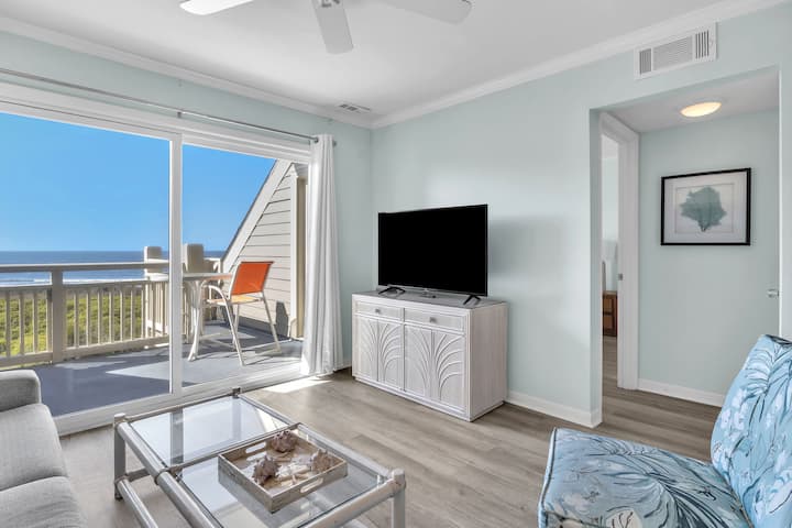 Aqua Vista: Condo With Community Pool And Ocean - サウスポート, NC