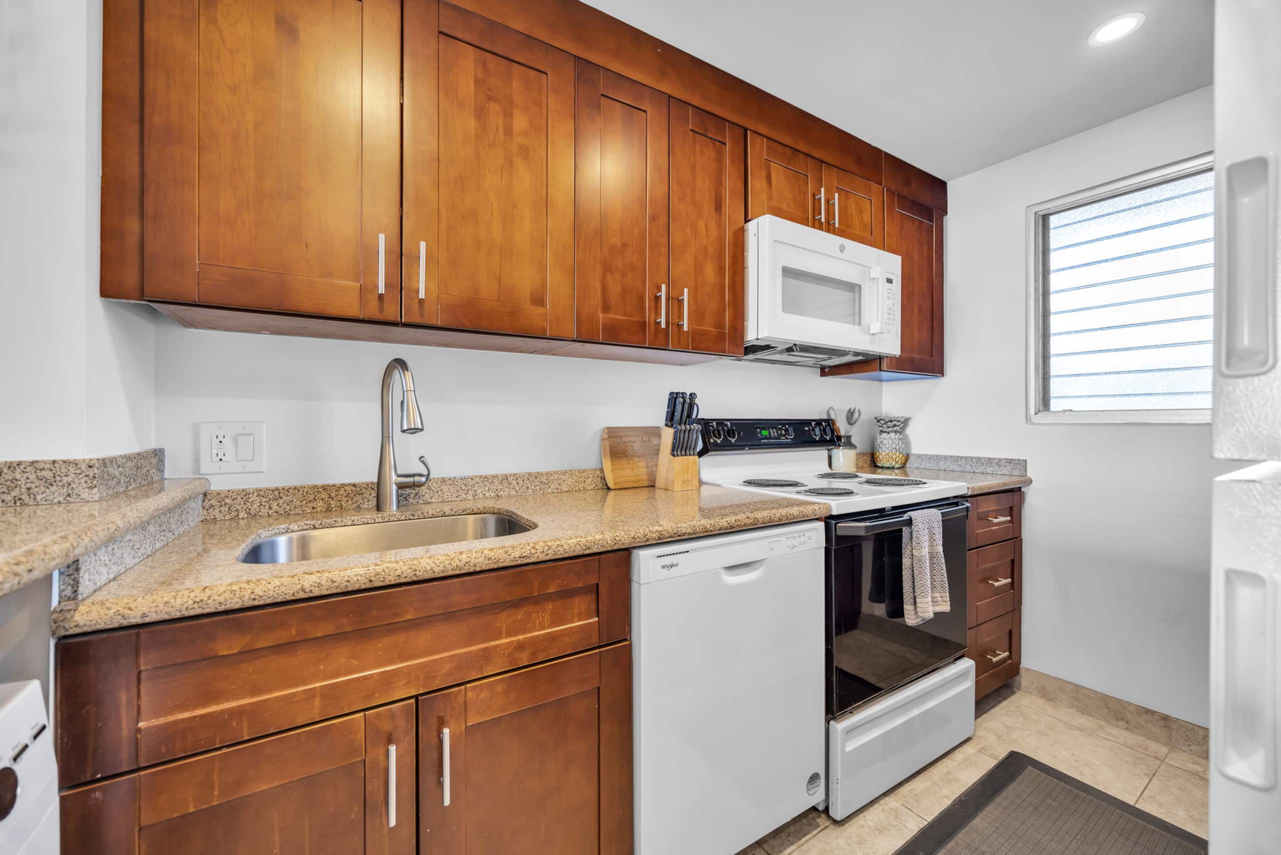 Condo in Kihei · ★5.0 · 2 bedrooms · 3 beds · 2 baths - Image 13
