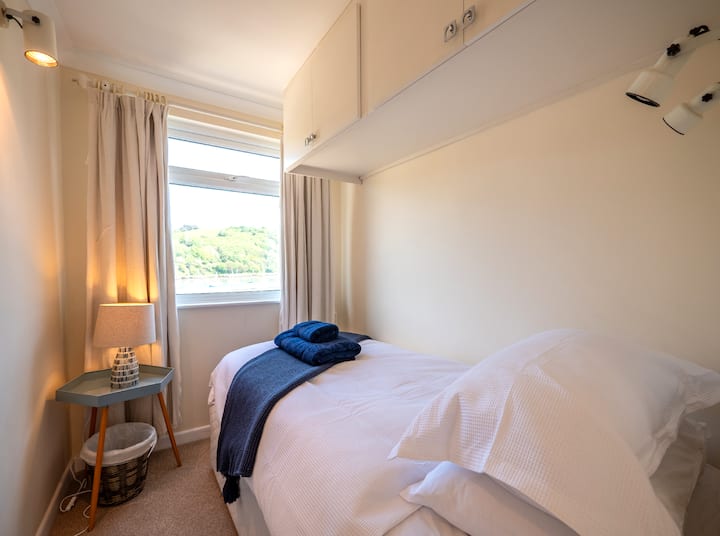 Single room with river view.