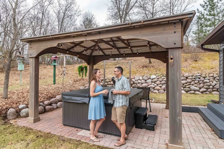 Clear Trail Properties managed Airbnb listing 1