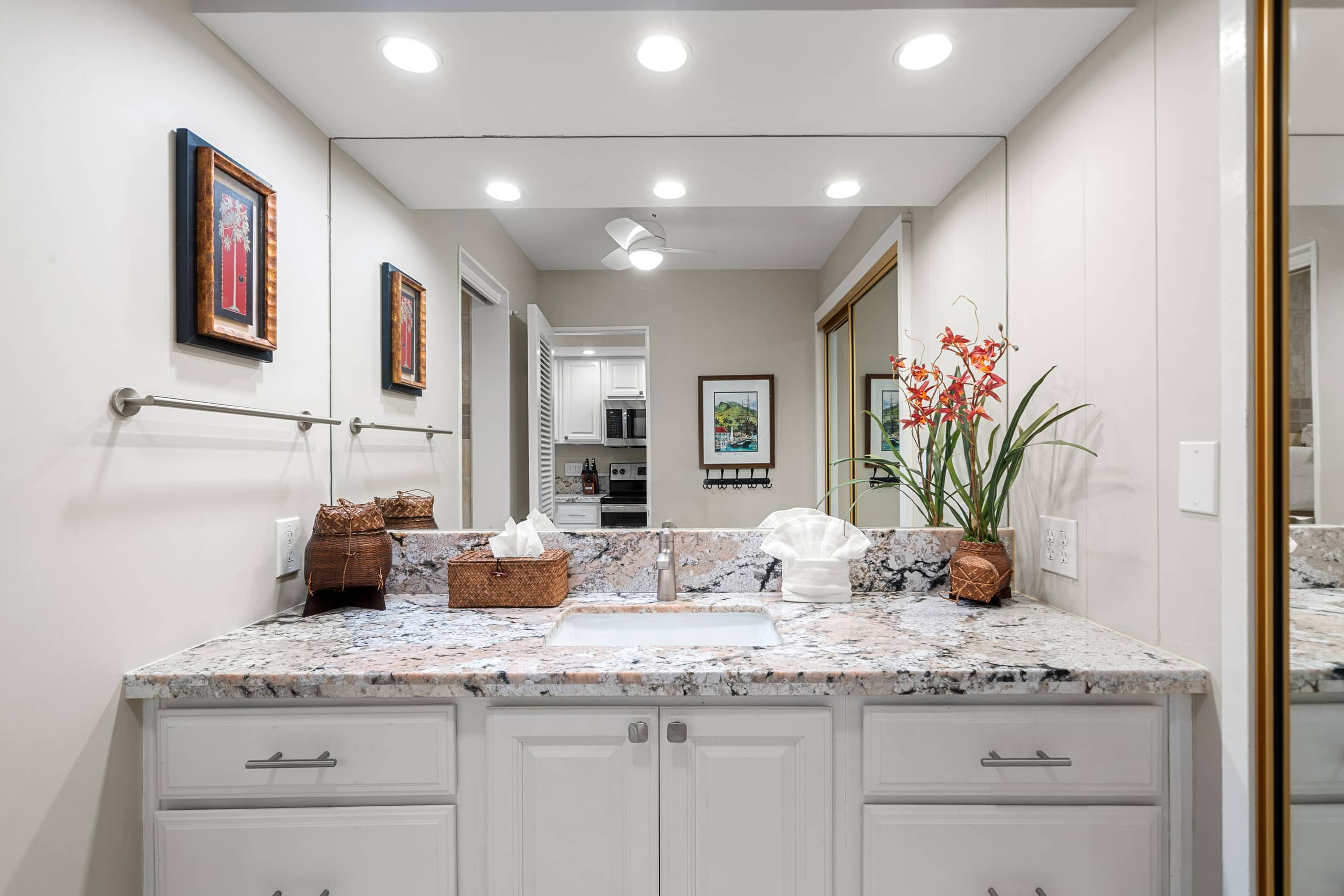 Condo in Lahaina · ★4.95 · Studio · 1 bed · 1 private bath - Image 24