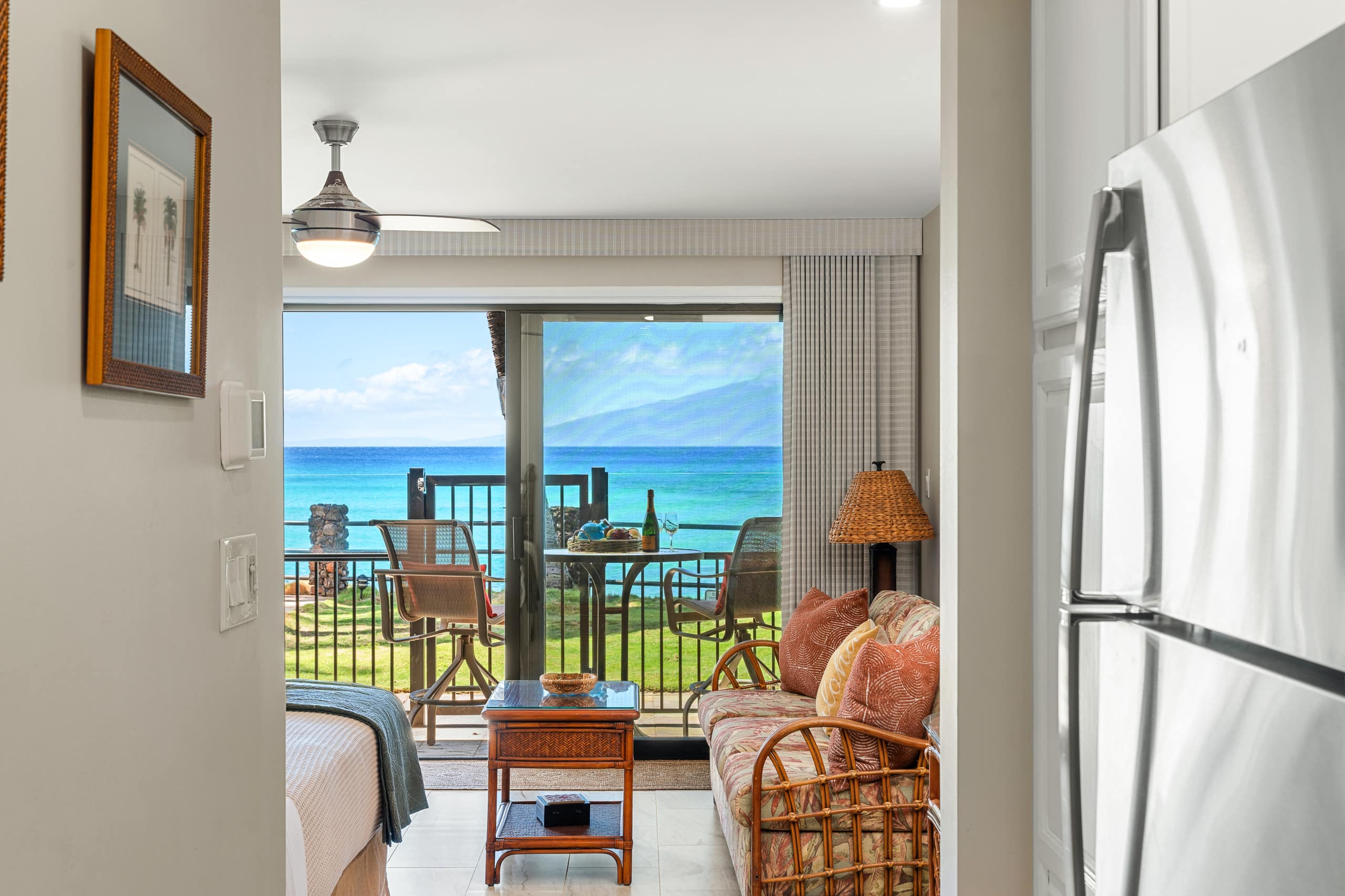 Condo in Lahaina · ★4.95 · Studio · 1 bed · 1 private bath - Image 16