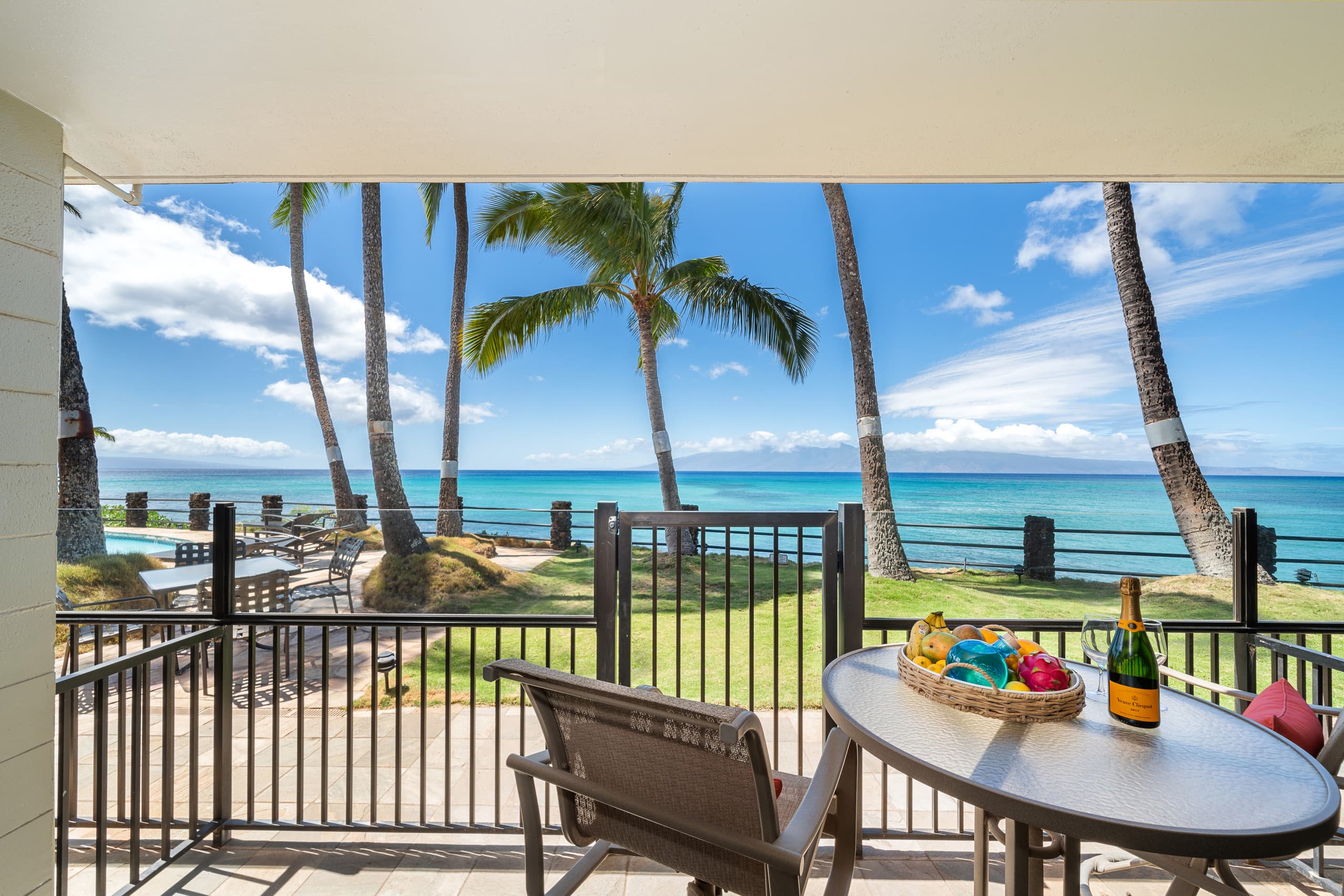Condo in Lahaina · ★4.95 · Studio · 1 bed · 1 private bath - Image 31