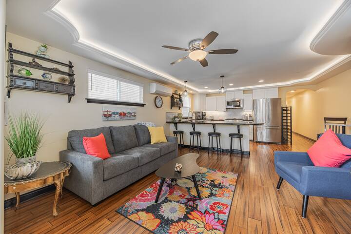 232CL: Two Private BR | A/C | Patio | BBQ gallery image 2