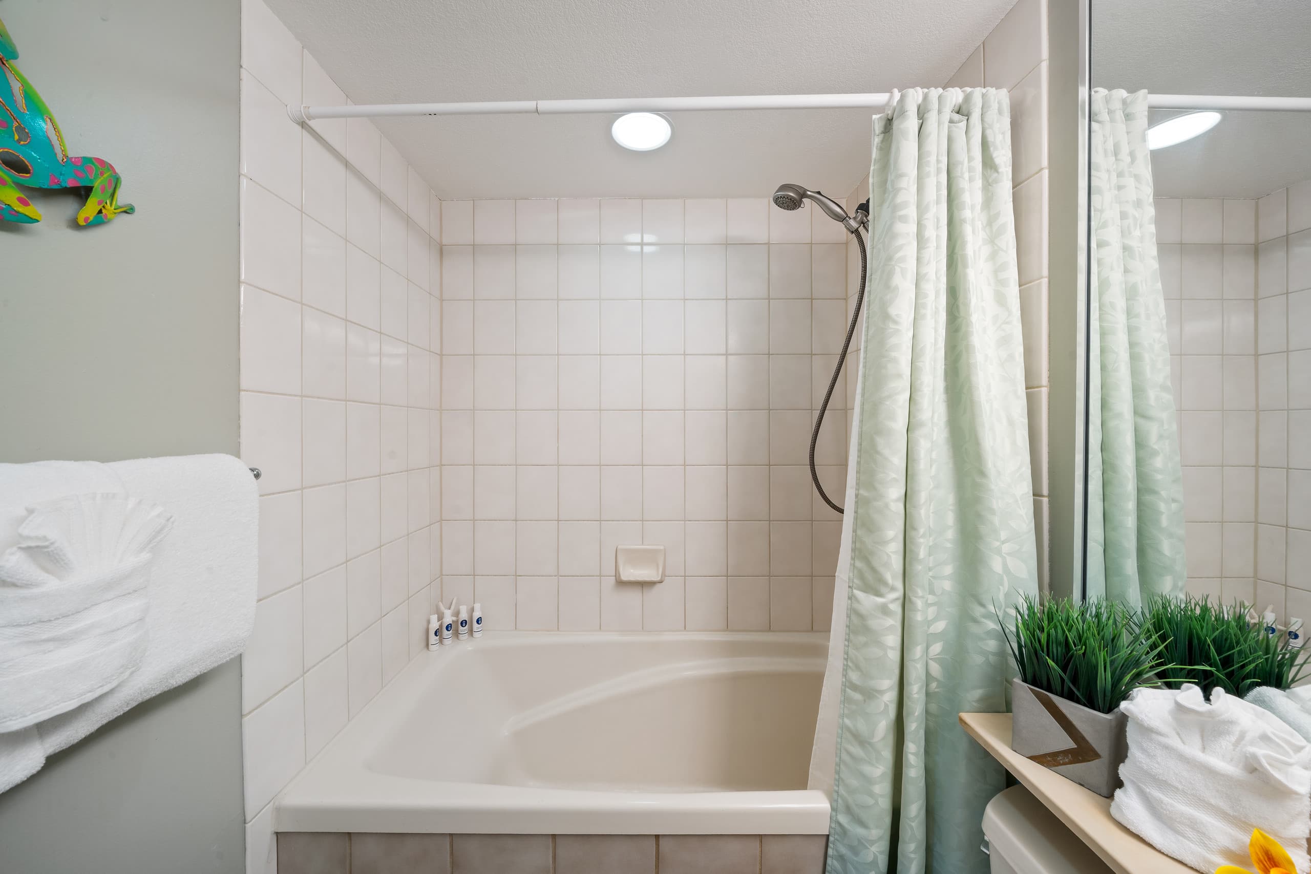 Maui Banyan H207 Tropical By Beach, Pool Hot Tub! - Image 21