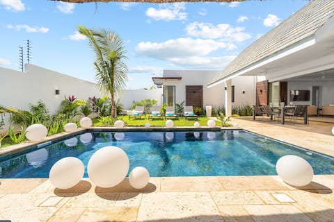 Villa Santi Bay - Exceptional in the heart of Gran