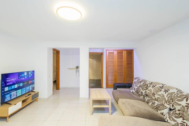 Surf-point House - 3 Min Walking To The Beach - Telde