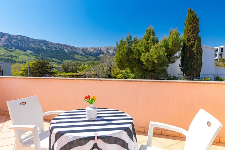 A-24415-b Appartement D'une Chambre Avec Le Balcon - Baška