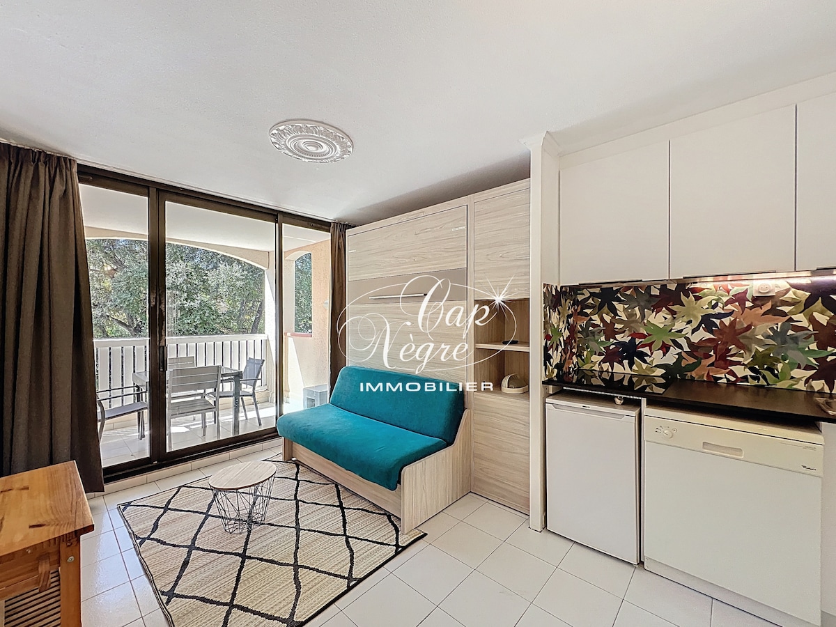 მისაღები ოთახი