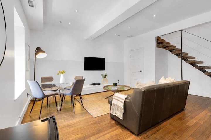 Designer Penthouse|2-Level Loft+Free Parking