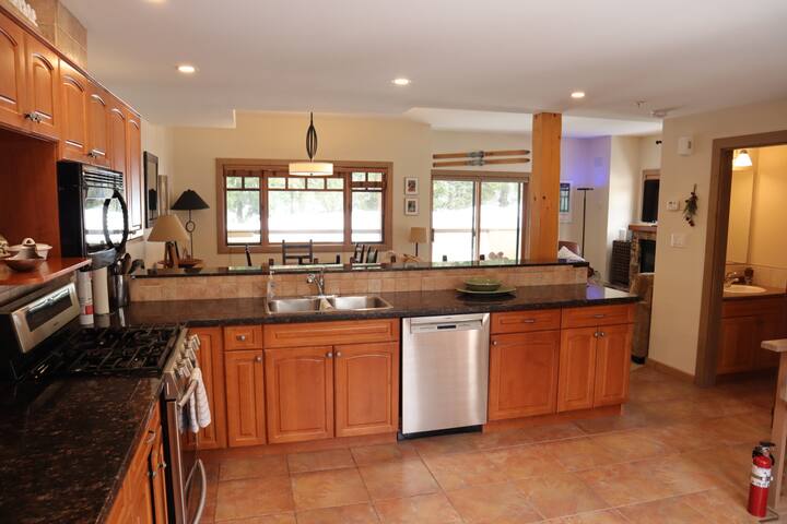 C21 Kootenay Homes managed Airbnb listing 3