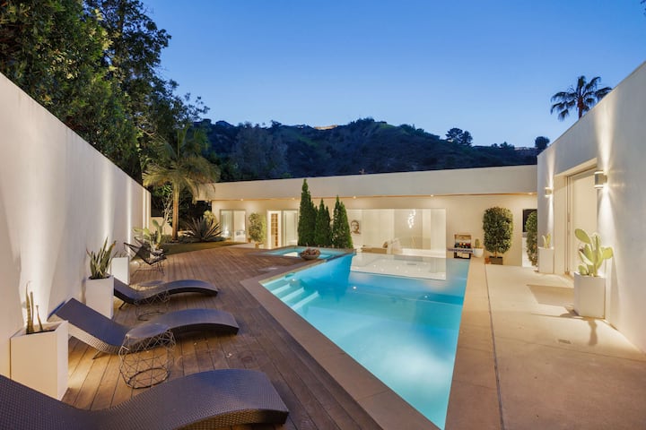 New Listing! Mountainside Mansion By Colby & Conra - Beverly Hills, CA